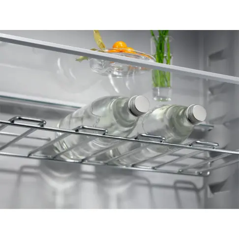 Réfrigérateur combiné intégré ELECTROLUX KNR7TE75S - 7