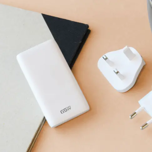 Chargeur secteur AKASHI ALTACUNIVPD65W - 2