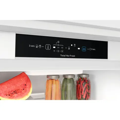 Réfrigérateur combiné intégré WHIRLPOOL INC18T332 - 7